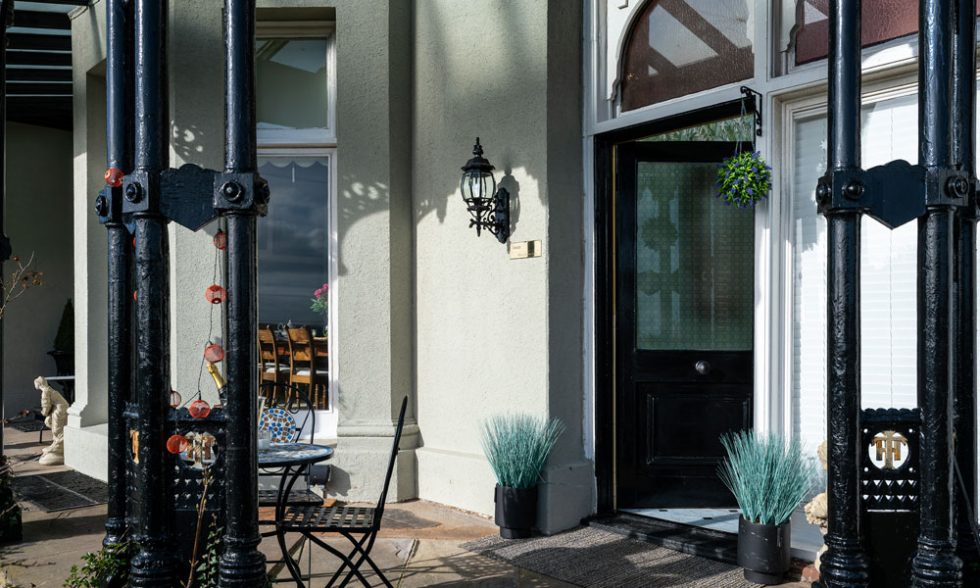 Contact Beach Lawn House